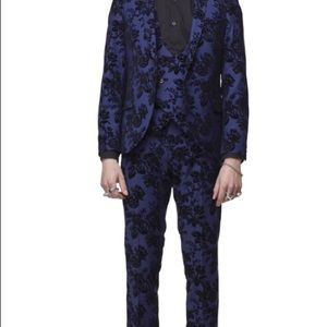 COPY - Twisted tailor jackal vest